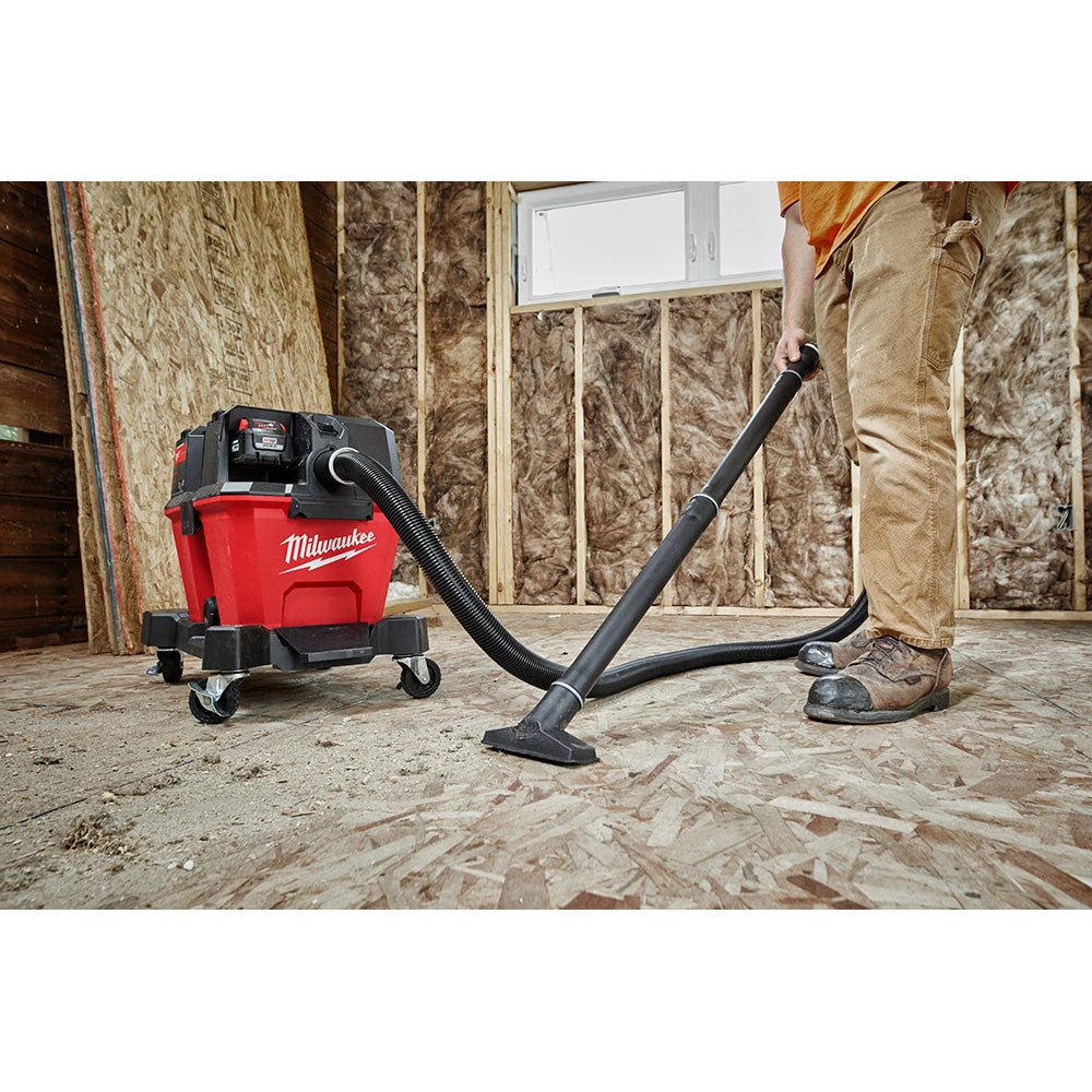 POWER TOOLS Milwaukee 0910-20 - M18 FUEL™ 6 Gallon Wet/Dry Vacuum 14 POWER TOOLS Milwaukee 0910-20 - M18 FUEL™ 6 Gallon Wet/Dry Vacuum