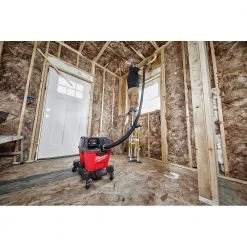 POWER TOOLS Milwaukee 0910-20 - M18 FUEL™ 6 Gallon Wet/Dry Vacuum 26 POWER TOOLS Milwaukee 0910-20 - M18 FUEL™ 6 Gallon Wet/Dry Vacuum