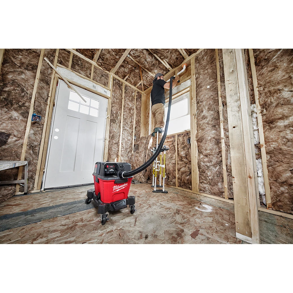 POWER TOOLS Milwaukee 0910-20 - M18 FUEL™ 6 Gallon Wet/Dry Vacuum 13 POWER TOOLS Milwaukee 0910-20 - M18 FUEL™ 6 Gallon Wet/Dry Vacuum