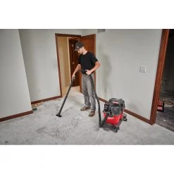 POWER TOOLS Milwaukee 0910-20 - M18 FUEL™ 6 Gallon Wet/Dry Vacuum 24 POWER TOOLS Milwaukee 0910-20 - M18 FUEL™ 6 Gallon Wet/Dry Vacuum