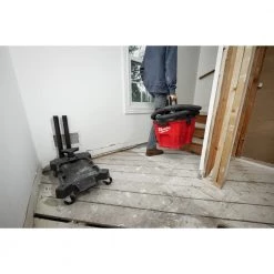 MILWAUKEE POWER TOOLS Milwakee 0920-22HD - M18 FUEL™ 9 Gallon Dual-Battery Wet/Dry Vacuum 25 MILWAUKEE POWER TOOLS Milwakee 0920-22HD - M18 FUEL™ 9 Gallon Dual-Battery Wet/Dry Vacuum