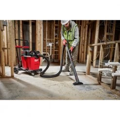 POWER TOOLS Milwaukee 0930-22HD - M18 FUEL 2-Battery 12 Gallon Wet/Dry Modular Vacuum 12.0 Ah Kit