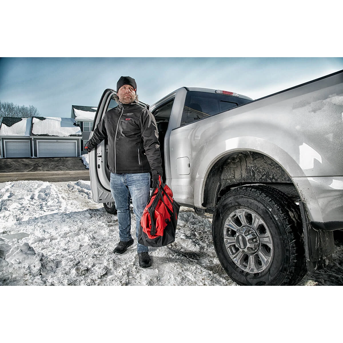 Milwaukee M12 Toughshell Black Heated Jacket Kit WORK WEAR 12 Milwaukee M12 Toughshell Black Heated Jacket Kit WORK WEAR