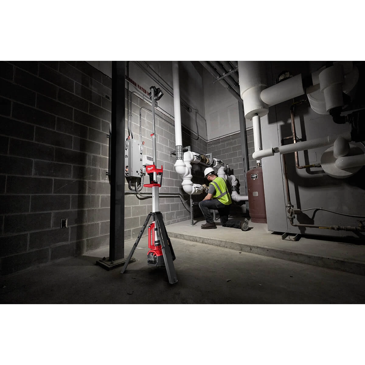 LIGHTING Milwaukee 2131-20 - M18™ ROCKET™ Dual Power Tower Light - (TOOL ONLY) 11 LIGHTING Milwaukee 2131-20 - M18™ ROCKET™ Dual Power Tower Light - (TOOL ONLY)