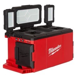 Milwaukee 2357-20 - PACKOUT M18 Light / Charger SALE