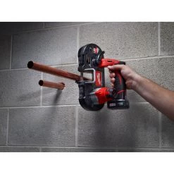POWER TOOLS Milwaukee 2429-21XC - M12 ™ Cordless Sub-Compact Band Saw Kit