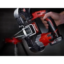 POWER TOOLS Milwaukee 2429-21XC - M12 ™ Cordless Sub-Compact Band Saw Kit