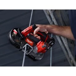 POWER TOOLS Milwaukee 2429-21XC - M12 ™ Cordless Sub-Compact Band Saw Kit