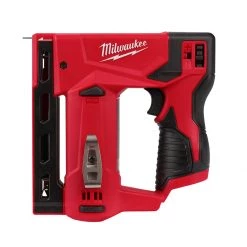 SALE MIlwaukee 2447-21 - M12™ 3/8" Crown Stapler