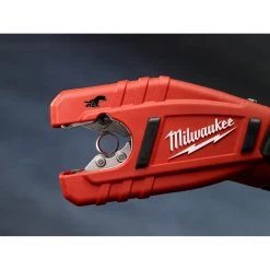 Milwaukee 2471-21 - M12 Cordless Copper Tubing Cutter Kit POWER TOOLS