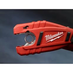 Milwaukee 2471-21 - M12 Cordless Copper Tubing Cutter Kit POWER TOOLS