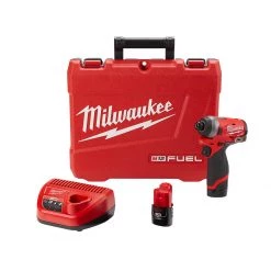 POWER TOOLS Milwaukee 2553-22 - M12 Fuel 1/4" Impact Kit