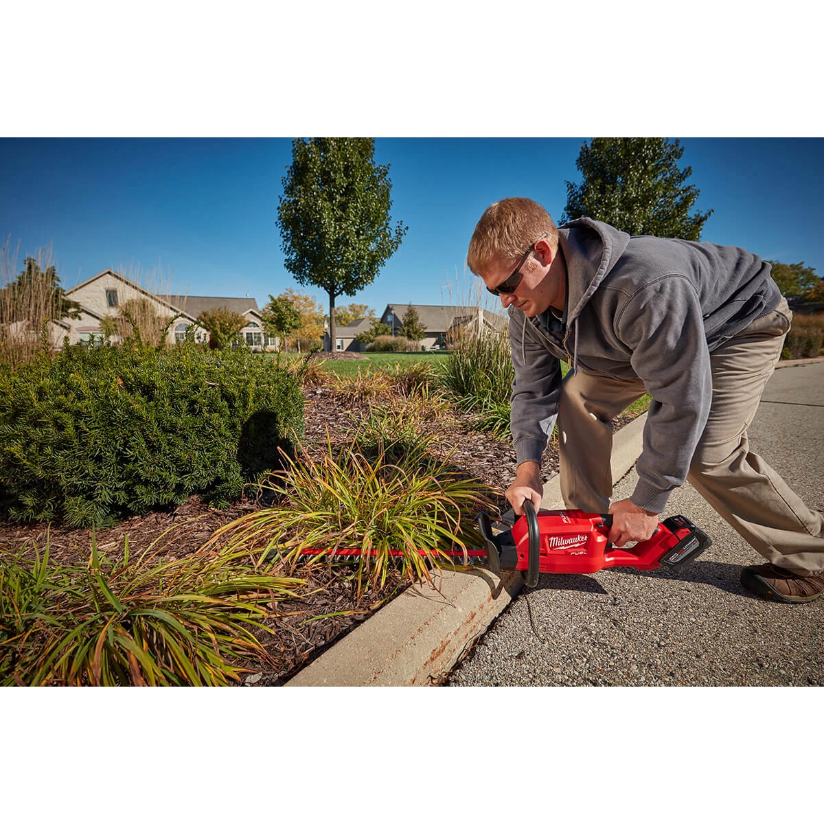 POWER TOOLS Milwaukee 2726-21HD - M18 Fuel 24" Hedge Trimmer Kit 8 POWER TOOLS Milwaukee 2726-21HD - M18 Fuel 24" Hedge Trimmer Kit