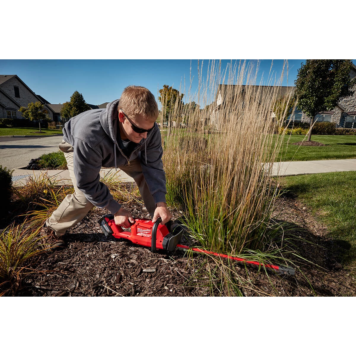 POWER TOOLS Milwaukee 2726-21HD - M18 Fuel 24" Hedge Trimmer Kit 9 POWER TOOLS Milwaukee 2726-21HD - M18 Fuel 24" Hedge Trimmer Kit