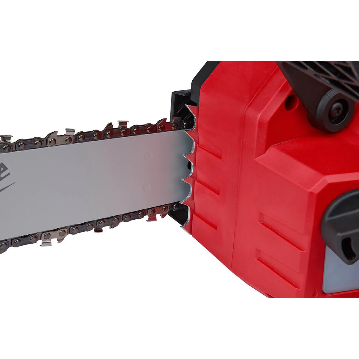 ACCESSORIES Milwaukee 2727-21HD - M18 FUEL™ 16" Chainsaw Kit 11 ACCESSORIES Milwaukee 2727-21HD - M18 FUEL™ 16" Chainsaw Kit