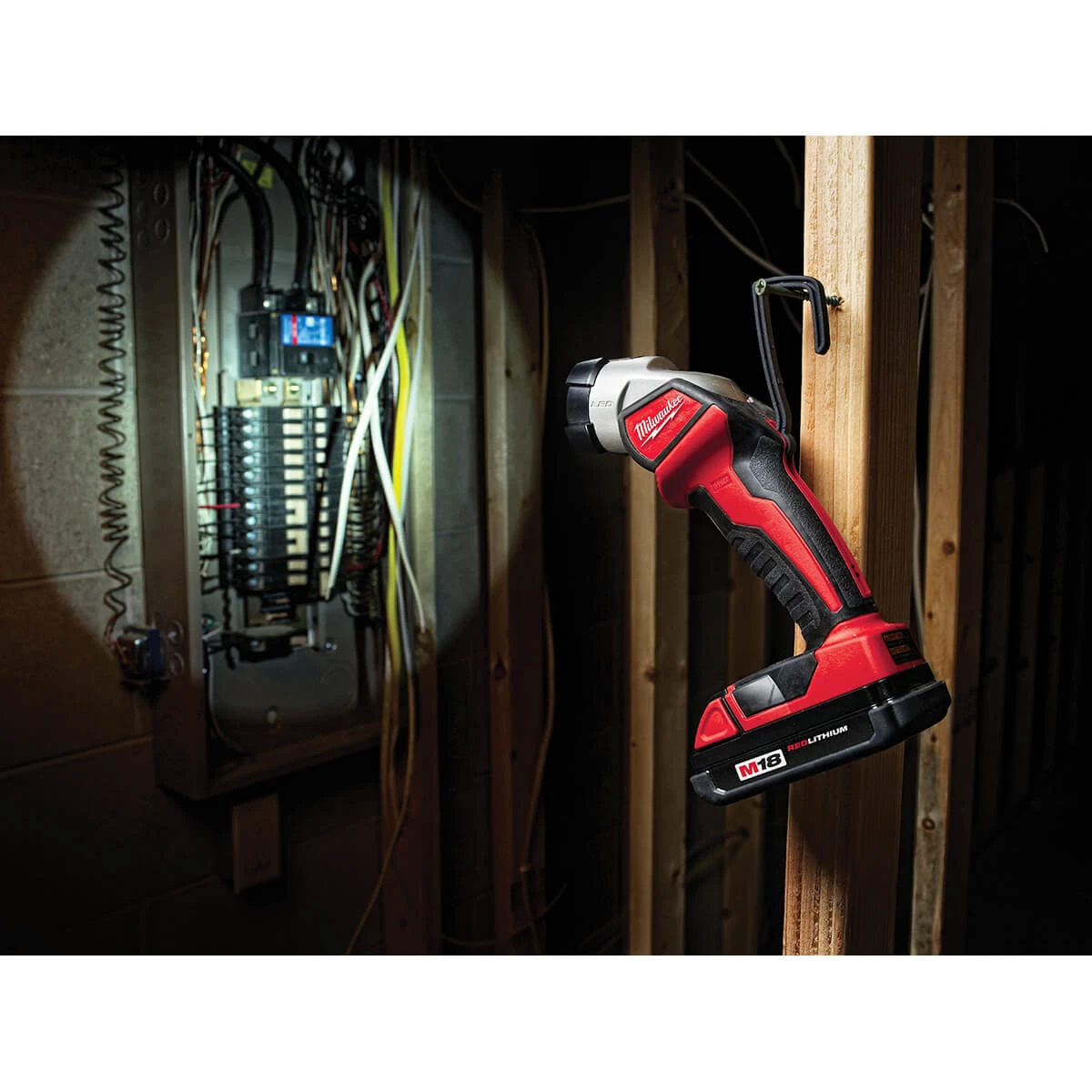 Milwaukee 2735-20 - M18™ Work Light SALE 5 Milwaukee 2735-20 - M18™ Work Light SALE