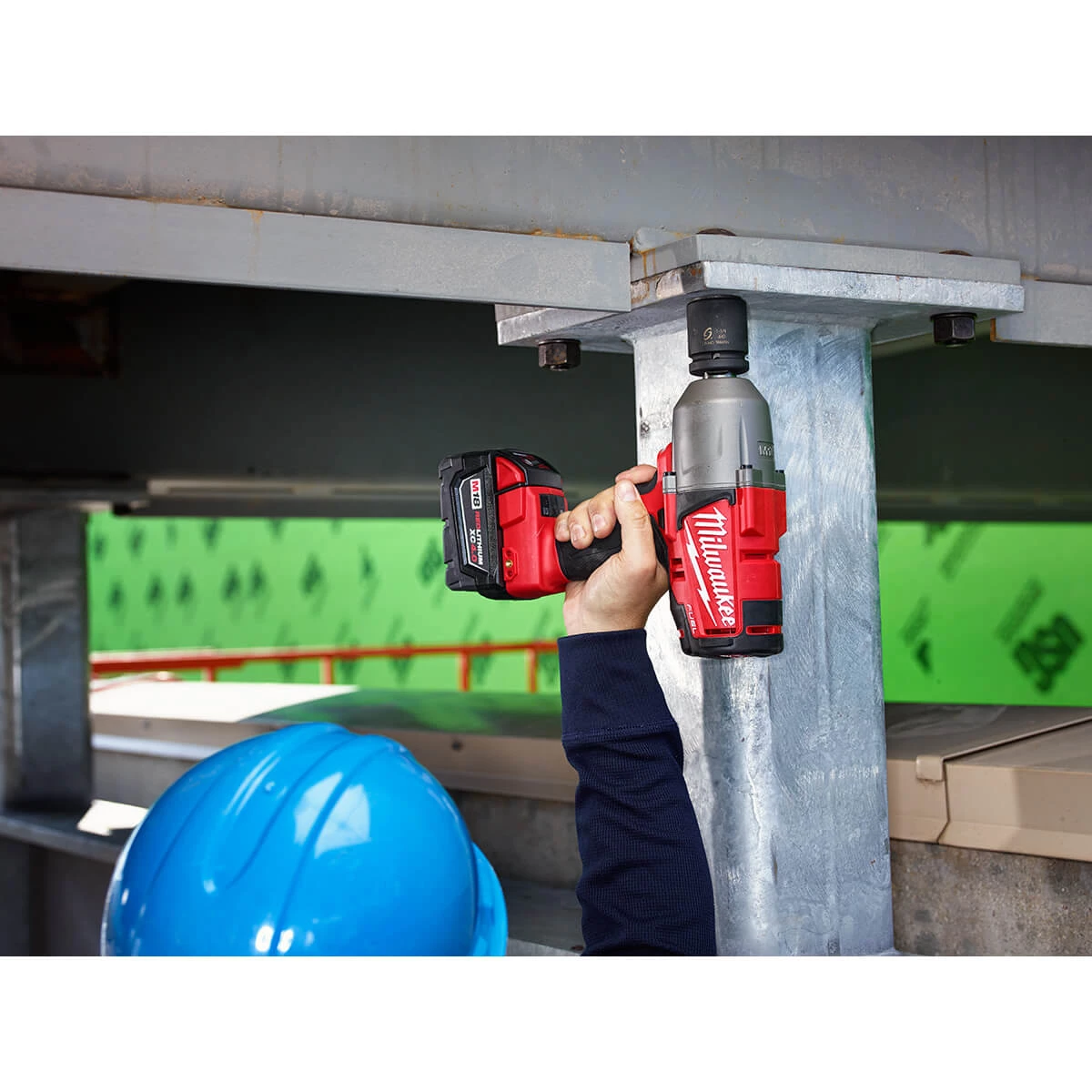 Milwaukee 2764-20 - M18 FUEL™ 3/4" High-Torque Impact Wrench With Friction Ring (Bare Tool) FASTENING 7 Milwaukee 2764-20 - M18 FUEL™ 3/4" High-Torque Impact Wrench With Friction Ring (Bare Tool) FASTENING