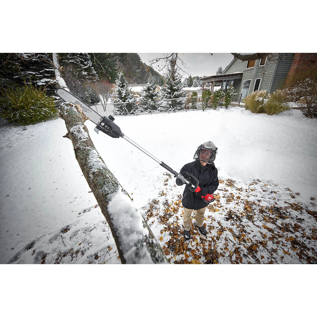 Milwaukee 2825-21PS - M18 FUEL™ 10" Pole Saw Kit W/ QUIK-LOK™ Attachment Capability SALE 8 Milwaukee 2825-21PS - M18 FUEL™ 10" Pole Saw Kit W/ QUIK-LOK™ Attachment Capability SALE