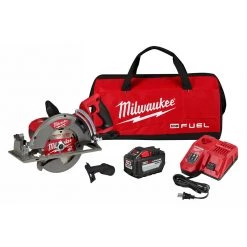 POWER TOOLS Milwaukee 2830-21HD - M18 FUEL™ Rear Handle 7-1/4" Circular Saw Kit