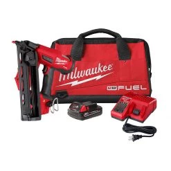 Milwaukee 2841-21CT - M18 FUEL™ 16 Gauge Angled Finish Nailer Kit NAILERS AND STAPLERS