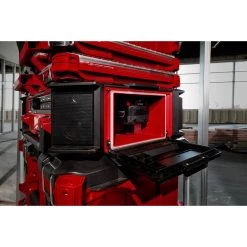 SALE Milwaukee 2950-20 - M18™ PACKOUT™ Radio + Charger