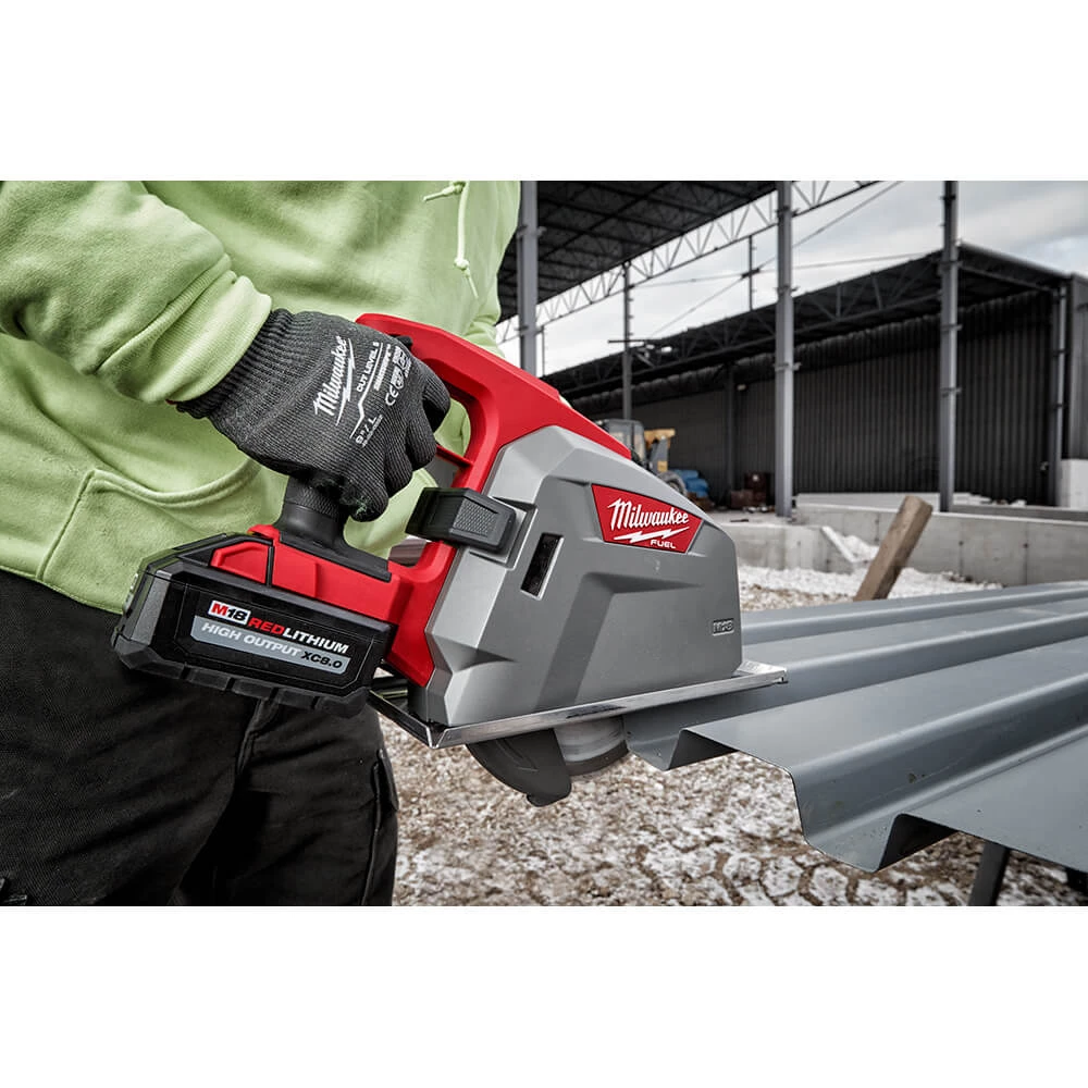 Milwaukee 2982-21 - M18 FUEL™ 8" Metal Cutting Circular Saw (Tool Only) 8 Milwaukee 2982-21 - M18 FUEL™ 8" Metal Cutting Circular Saw (Tool Only)