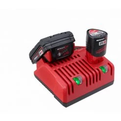 BATTERIES AND CHARGERS Milwaukee 48-59-1812 - M18™ & M12™ Multi-Voltage Charger
