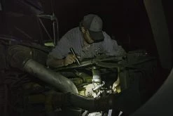 Coast A25R Rechargable Pure Beam Focusing Flashlig LIGHTING