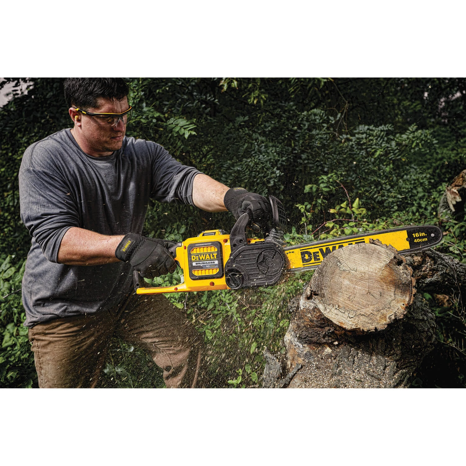 DEWALT DCCS670B FLEXVOLT 60V MAX Brushless Chainsaw, (TOOL ONLY) OUTDOOR TOOLS 20 DEWALT DCCS670B FLEXVOLT 60V MAX Brushless Chainsaw, (TOOL ONLY) OUTDOOR TOOLS