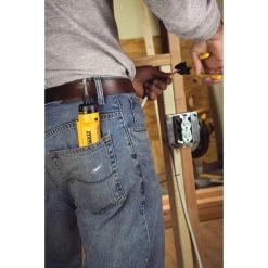 WHAT'S NEW DEWALT DCF680N1 8V Gyroscopic Screwdriver 1-Battery Kit