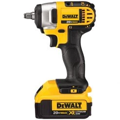 DEWALT DCF883M2 20-volt MAX Lithium Ion 3/8-Inch Impact Wrench Kit With Hog Ring