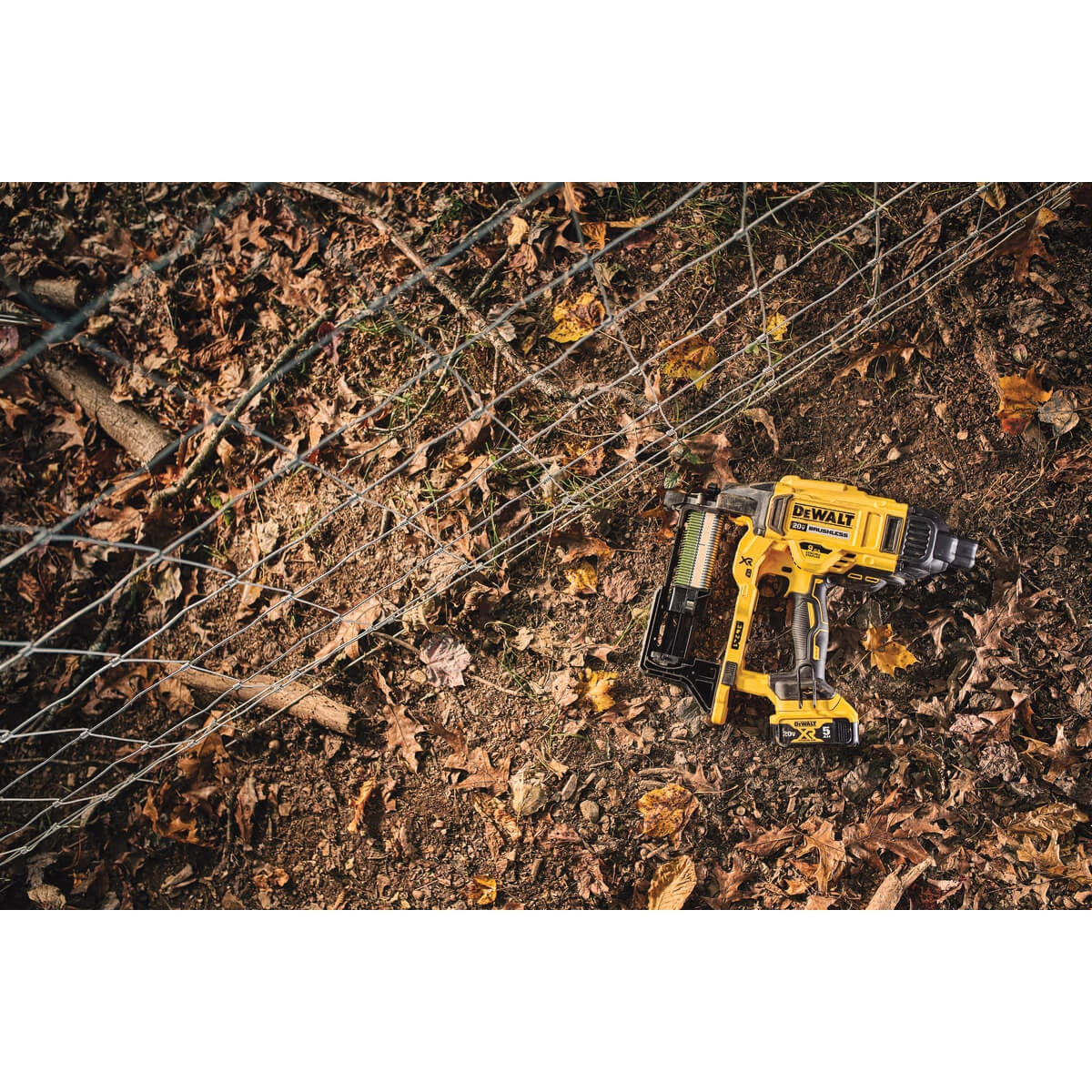 Dewalt DCFS950B 20V MAX* XR® 9 GA CORDLESS FENCING STAPLER (TOOL ONLY) POWER TOOLS 11 Dewalt DCFS950B 20V MAX* XR® 9 GA CORDLESS FENCING STAPLER (TOOL ONLY) POWER TOOLS