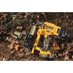 Dewalt DCFS950B 20V MAX* XR® 9 GA CORDLESS FENCING STAPLER (TOOL ONLY) POWER TOOLS 23 Dewalt DCFS950B 20V MAX* XR® 9 GA CORDLESS FENCING STAPLER (TOOL ONLY) POWER TOOLS