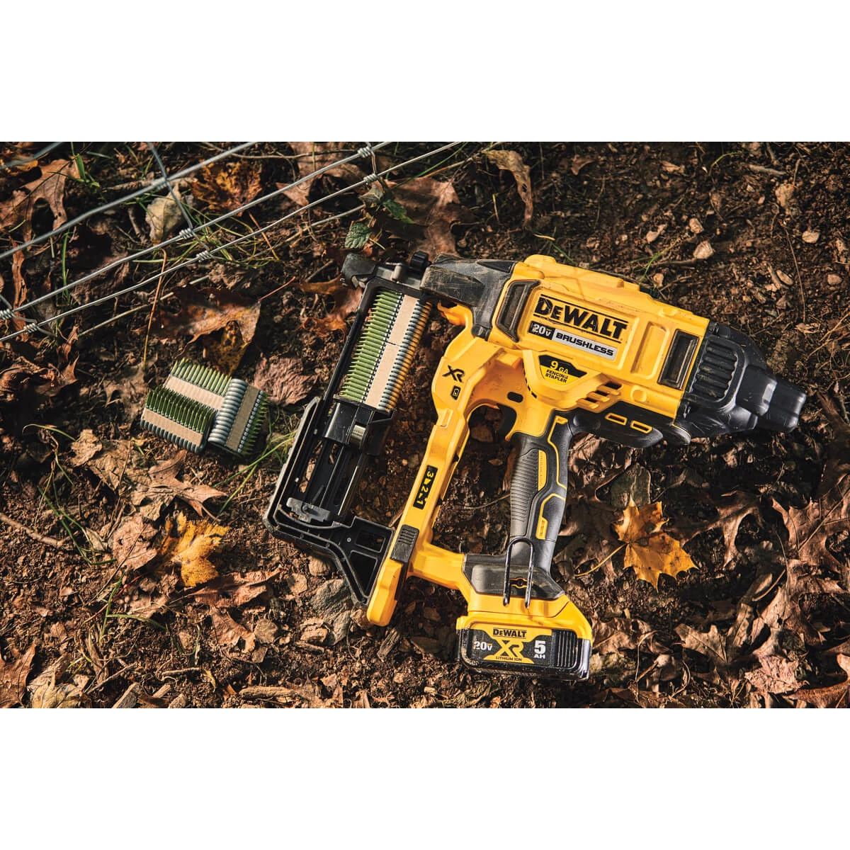 Dewalt DCFS950B 20V MAX* XR® 9 GA CORDLESS FENCING STAPLER (TOOL ONLY) POWER TOOLS 12 Dewalt DCFS950B 20V MAX* XR® 9 GA CORDLESS FENCING STAPLER (TOOL ONLY) POWER TOOLS