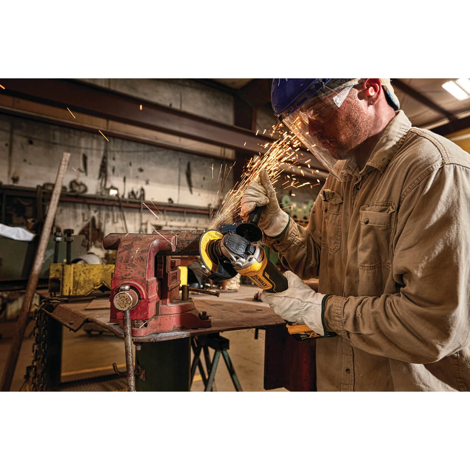 Dewalt DCG413R2 - 20V MAX XR Grinder Kit 9 Dewalt DCG413R2 - 20V MAX XR Grinder Kit