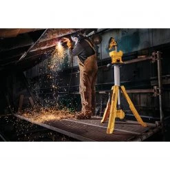 LIGHTING DEWALT DCL079B - 20V MAX* CORDLESS TRIPOD LIGHT (LIGHT ONLY)