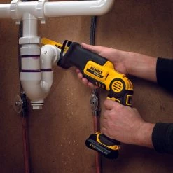 DEWALT DCS310S1 12V MAX* CORDLESS PIVOT RECIPROCATING SAW KIT WHAT'S NEW