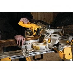 DEWALT DCS361M1 20V Max Cordless Miter Saw Kit