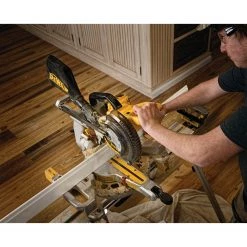 DEWALT DCS361M1 20V Max Cordless Miter Saw Kit