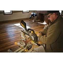 DEWALT DCS361M1 20V Max Cordless Miter Saw Kit