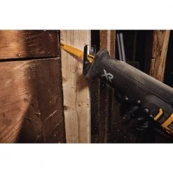 DEWALT DCS368W1 20V MAX* XR® BRUSHLESS RECIPROCATING SAW WITH POWER DETECT™ TOOL TECHNOLOGY KIT 19 DEWALT DCS368W1 20V MAX* XR® BRUSHLESS RECIPROCATING SAW WITH POWER DETECT™ TOOL TECHNOLOGY KIT