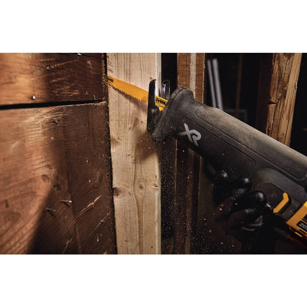 DEWALT DCS368W1 20V MAX* XR® BRUSHLESS RECIPROCATING SAW WITH POWER DETECT™ TOOL TECHNOLOGY KIT 10 DEWALT DCS368W1 20V MAX* XR® BRUSHLESS RECIPROCATING SAW WITH POWER DETECT™ TOOL TECHNOLOGY KIT