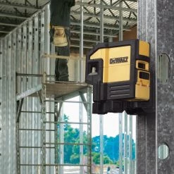 Dewalt DW0851 Self Leveling Spot Beams And Horizontal Line