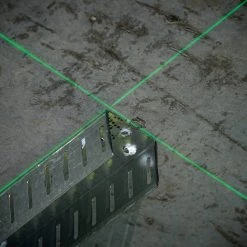 SALE DEWALT DW089LG 12V Beam Battery, Green