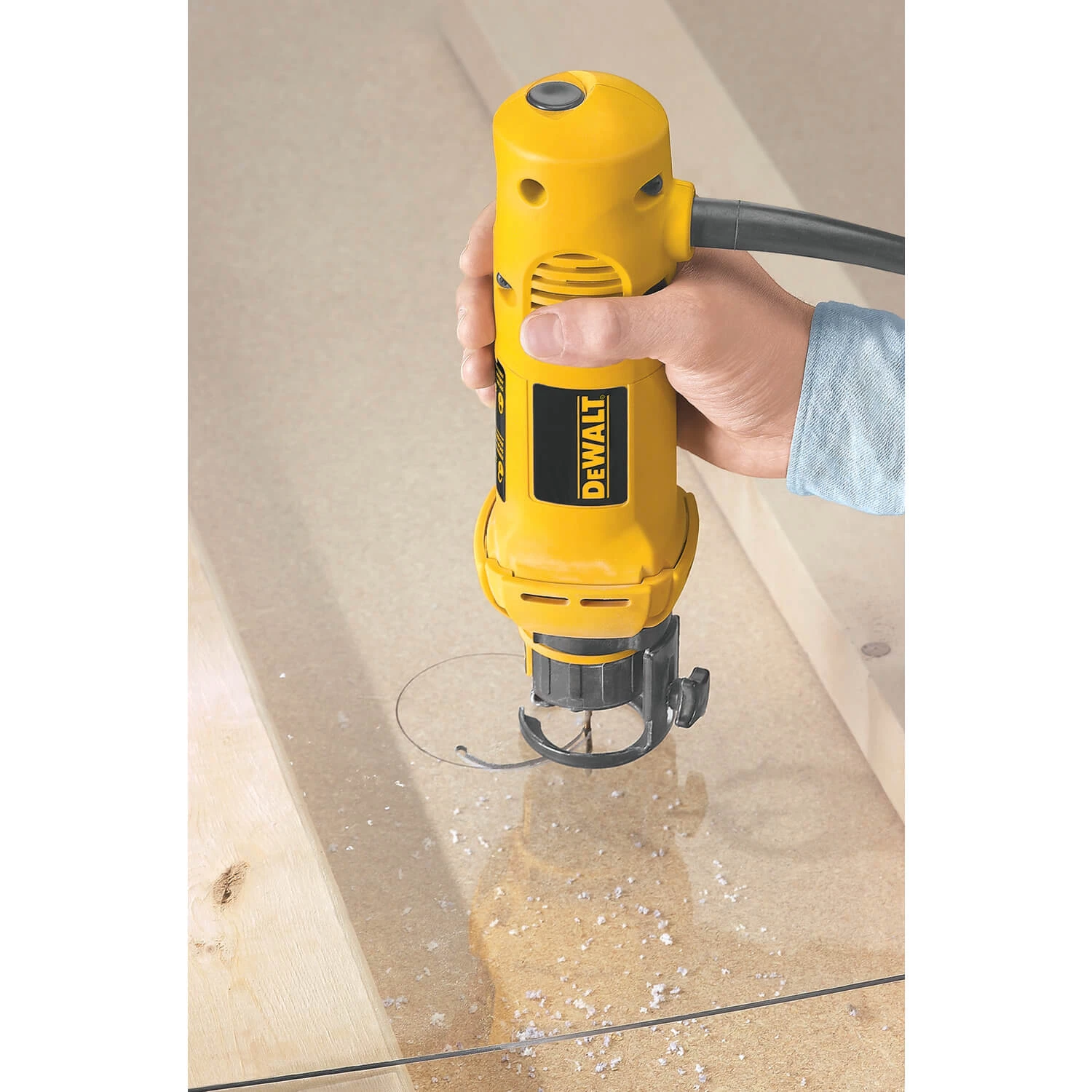 DeWalt DW660 - Cut-Out Tool SALE 7 DeWalt DW660 - Cut-Out Tool SALE