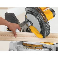 DEWALT DWS713 10 In. Portable Compound Miter Saw POWER TOOLS