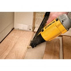 DeWalt DWFP72155 - Precision Point Angle Finish Nailer 15 Ga.