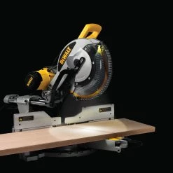 DEWALT DWS780 12-Inch Double Bevel Sliding Compound Miter Saw