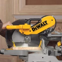 DEWALT DWS780 12-Inch Double Bevel Sliding Compound Miter Saw