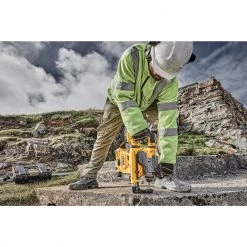 DEWALT DCH293R2 20V MAX* 1-1/8 In. XR® Brushless Cordless SDS PLUS L-Shape Rotary Hammer Kit 21 DEWALT DCH293R2 20V MAX* 1-1/8 In. XR® Brushless Cordless SDS PLUS L-Shape Rotary Hammer Kit